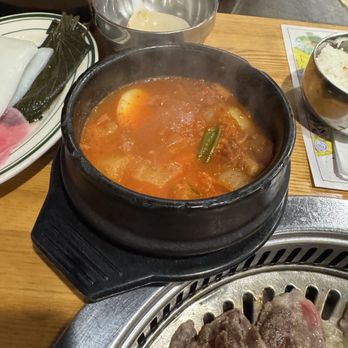 Yellow Cow Korean BBQ Restaurant - Kimchi Jjigae - 김치찌개 - Korean Near Me - Gardena, California