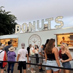 Minnesota State Fair - Peachey's amish donuts