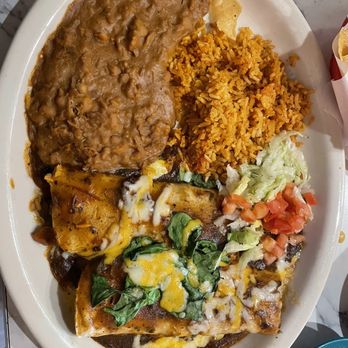 Chuy's - Veggie Enchiladas - Tex-Mex Near Me - Austin, Texas