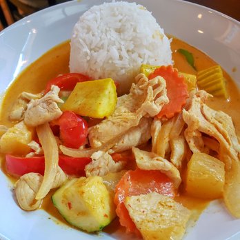 Thai Tamarind - Yellow curry chicken - Thai Near Me - Westborough, Massachusetts Thai Tamarind - Yellow curry chicken - Thai Near Me - Westborough, Massachusetts