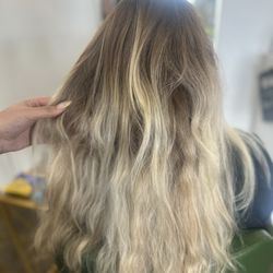 The Blonde Magnolia
