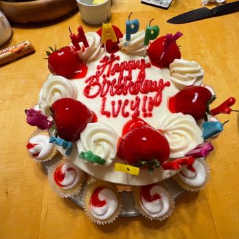 Mia's Bakery - 8" Strawberry Shortcake - Bakeries Near Me - Brooklyn, New York