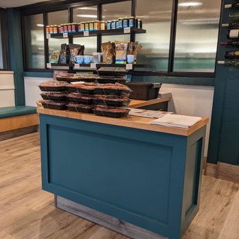 POLLY’S PIES RESTAURANT & BAKERY - Updated October 2024 - 1031 Photos ...