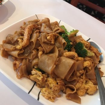 Sweet Mango - Pad Sew Ew - Burmese Near Me - San Jose, California
