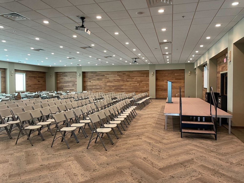 RESILIENT CHURCH 28 Photos 912 N Dakota St, Vermillion, South