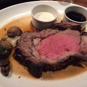 Remington's - Medium rare prime rib - American Near Me - Chicago, Illinois