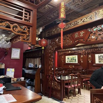Dragon Palace - the dining area of a chinese restaurant - Chinese Near Me - Daniel Island, South Carolina