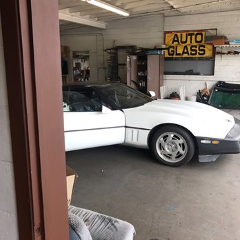 Route 66 Auto Glass - Windshield Installation & Repair Near Me - Glendora, California Route 66 Auto Glass - Windshield Installation & Repair Near Me - Glendora, California