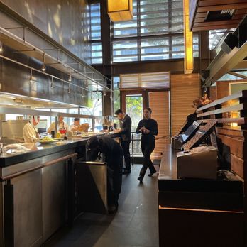 Hillstone - New American Near Me - Santa Monica, California Hillstone - New American Near Me - Santa Monica, California