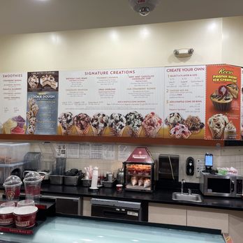 Cold Stone Creamery - Ice Cream & Frozen Yogurt Near Me - Lynnwood, Washington Cold Stone Creamery - Ice Cream & Frozen Yogurt Near Me - Lynnwood, Washington