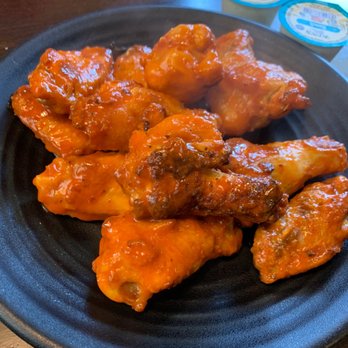 Brizio Pizza - Buffalo Wings - Pizza Near Me - Lake Forest, California