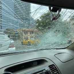 Broken windshield (man cracked out in SD, Gaslamp area - BEWARE!) Broken windshield (man cracked out in SD, Gaslamp area - BEWARE!)