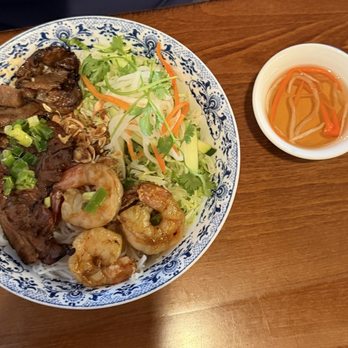 LeQuy - #51. BBQ Pork and Grilled Shrimp Vermicelli - Vietnamese Near Me - Campbell, California