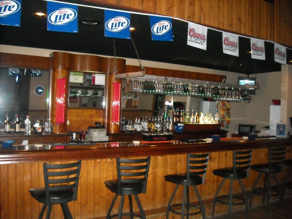 STEEL HORSE SALOON Updated August 2024 202 Dew Maine Rd