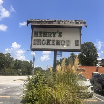 Henry's Smokehouse - Barbeque Near Me - Greenville, South Carolina