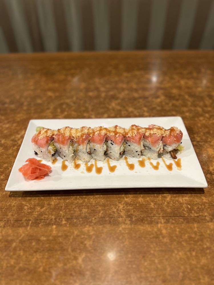 Manu's Tapas Bar & Sushi Lounge