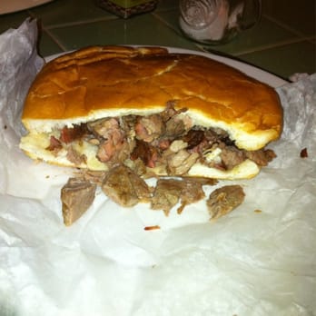 Beef and Bun Barbecue - Chopped beef (dry) no sauce . What to say when ordering - Barbeque Near Me - Houston, Texas Beef and Bun Barbecue - Chopped beef (dry) no sauce . What to say when ordering - Barbeque Near Me - Houston, Texas