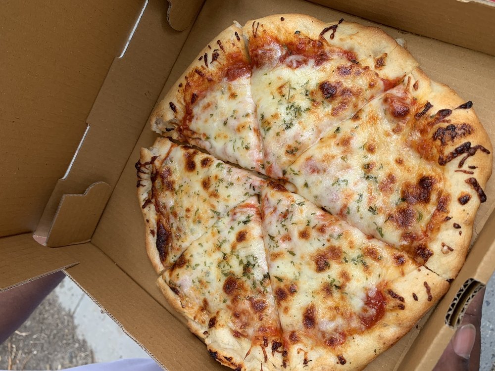 NOT YOUR AVERAGE PIZZA Updated September 2024 16 Photos Upr