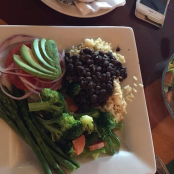 Buzzard's Roost Grill & Pub - Vegetarian platter - Seafood Near Me - Key Largo, Florida