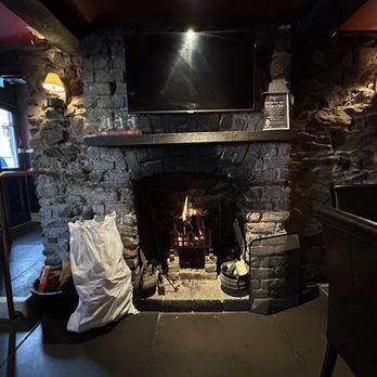 Abbey Tavern - Pubs Near Me - Howth, D