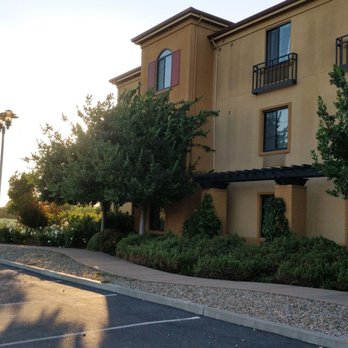 SpringHill Suites by Marriott Napa Valley - Hotels Near Me - Napa, California