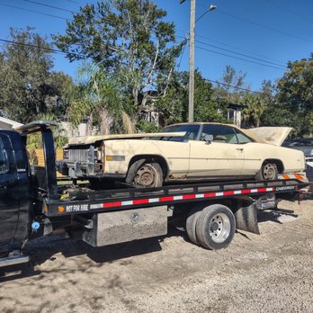 Lifa buys junk cars - We buy junk cars for cash, junk cars for cash, car buyers, Call or text us 813-850-2002. Compramos carros viejos, compramos carros de jonke. - Car Buyers Near Me Lifa buys junk cars - We buy junk cars for cash, junk cars for cash, car buyers, Call or text us 813-850-2002. Compramos carros viejos, compramos carros de jonke. - Car Buyers Near Me