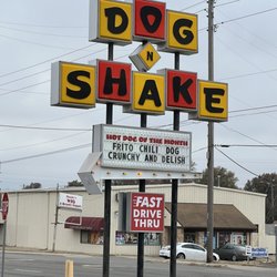 Dog-N-Shake Drive-In
