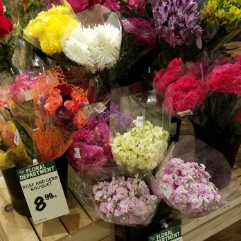The Fresh Market - Fresh bouquets near the entrance and vegetable section - Grocery Near Me - Durham, North Carolina The Fresh Market - Fresh bouquets near the entrance and vegetable section - Grocery Near Me - Durham, North Carolina