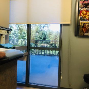 Coastal Kids - inside patient room at Rolling Oaks Pediatric - Pediatricians Near Me - Thousand Oaks, California Coastal Kids - inside patient room at Rolling Oaks Pediatric - Pediatricians Near Me - Thousand Oaks, California