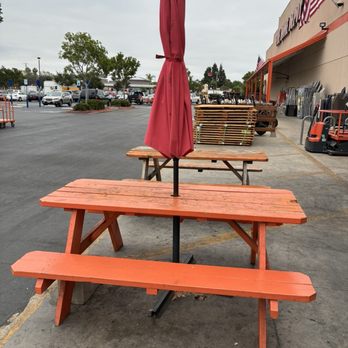 LJ’s Lil’ Cafe - Two outdoor patio tables (Jun 2025) - Breakfast & Brunch Near Me - Cypress, California LJ’s Lil’ Cafe - Two outdoor patio tables (Jun 2025) - Breakfast & Brunch Near Me - Cypress, California