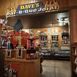 Famous Dave's Bar-B-Que - Welcome in.