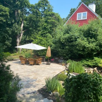 Long Dell Inn - Patio area - Bed & Breakfast Near Me - Centerville, Massachusetts