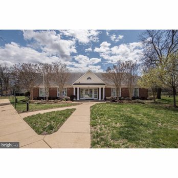 Arlington Oaks Condominiums - Arlington Oaks Condominium Management office 4490 N Pershing Dr., Arlington Va 22203 - Condominiums Near Me - Arlington, Virginia Arlington Oaks Condominiums - Arlington Oaks Condominium Management office 4490 N Pershing Dr., Arlington Va 22203 - Condominiums Near Me - Arlington, Virginia