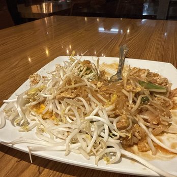 Nine & Nine Thai Kitchen - Approximately ate about 1/3 which there was barely every any chicken - Thai Near Me - Pasadena, California Nine & Nine Thai Kitchen - Approximately ate about 1/3 which there was barely every any chicken - Thai Near Me - Pasadena, California