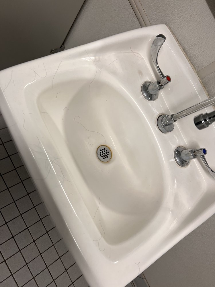 STAPLES Updated July 2024 16 Photos & 19 Reviews 820 South