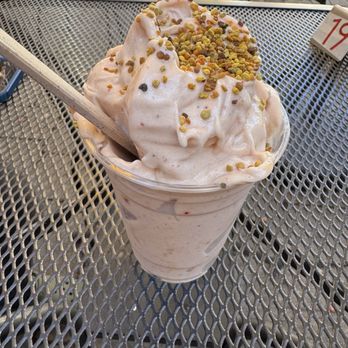 The Hidden Kitchen - Oceano Orange Smoothie - Juice Bars & Smoothies Near Me - Cambria, California