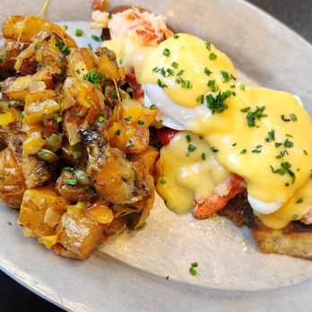 Horn Barbecue - Lobster Benedict - Barbeque Near Me - Oakland, California Horn Barbecue - Lobster Benedict - Barbeque Near Me - Oakland, California