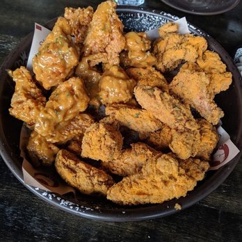 Pelicana Chicken - Honey butter wings and Yellow cheese snow wings - Chicken Shop Near Me - New York, New York Pelicana Chicken - Honey butter wings and Yellow cheese snow wings - Chicken Shop Near Me - New York, New York