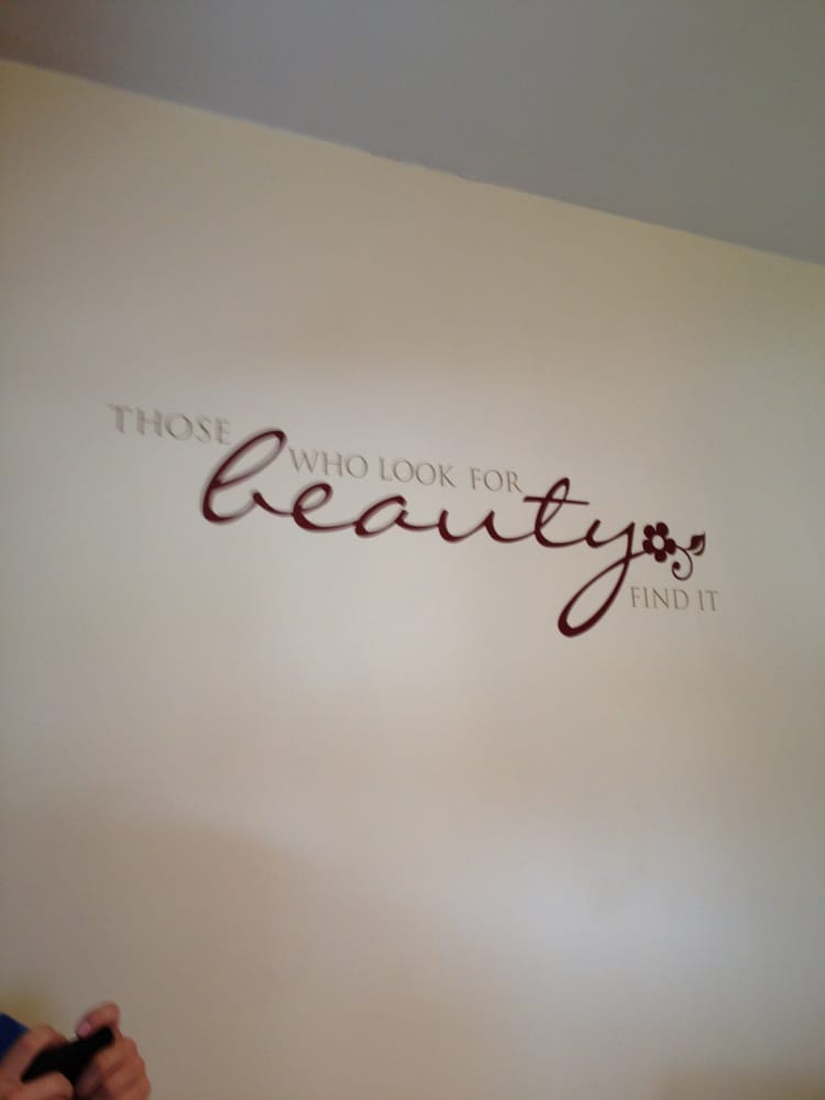 HEADS UP HAIR SALON Updated September 2024 2011 N Brinton Ave