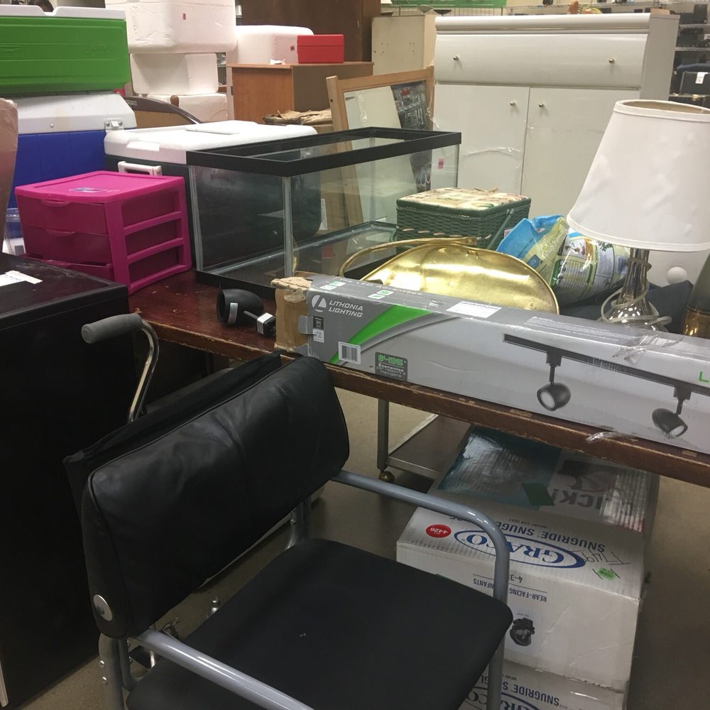 Goodwill Store & Donation Center - Larger items. - Thrift Stores Near Me - North Riverside, Illinois