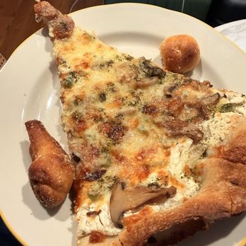 Luigi's Pizzeria - Pizza Near Me - Brooklyn, New York