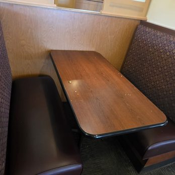 Panera Bread - Dirty table - Sandwiches Near Me - Kissimmee, Florida Panera Bread - Dirty table - Sandwiches Near Me - Kissimmee, Florida