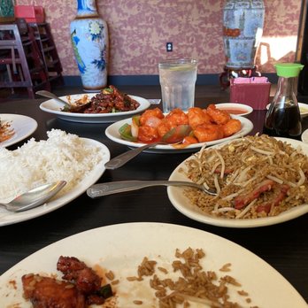 Mandarin House - Hot and Sour Soup Kung Pao Chicken Sweet and Sour Shrimp BBQ Pork Fried Rice - Chinese Near Me - La Jolla, California Mandarin House - Hot and Sour Soup Kung Pao Chicken Sweet and Sour Shrimp BBQ Pork Fried Rice - Chinese Near Me - La Jolla, California