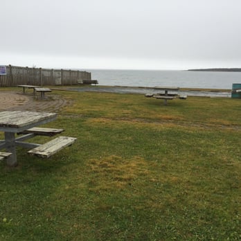 Silver Sands Beach Park - Picnic area could use some TLC - Parks Near Me - Cow Bay, Nova Scotia