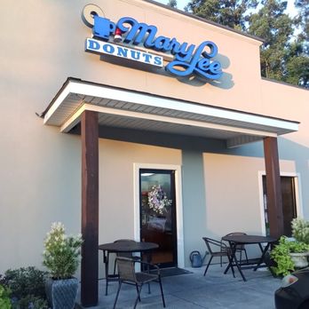 Mary Lee Donuts - They always have Hot, Glazed donuts. Drive thru, too!! - Donuts Near Me - Denham Springs, Louisiana Mary Lee Donuts - They always have Hot, Glazed donuts. Drive thru, too!! - Donuts Near Me - Denham Springs, Louisiana