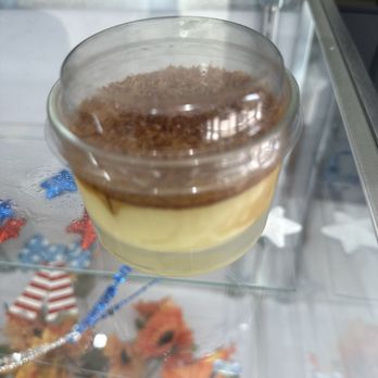 Sweet Dream - Créeme Brulle - Chocolatiers & Shops Near Me - Newton, Massachusetts