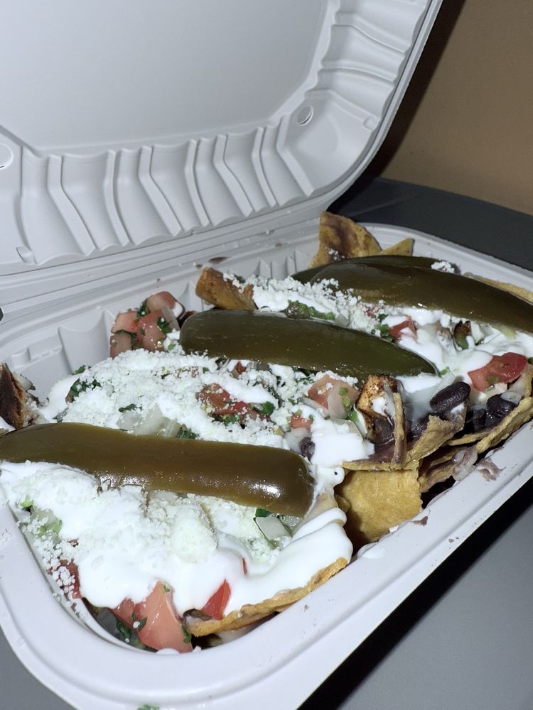 Los Tacos