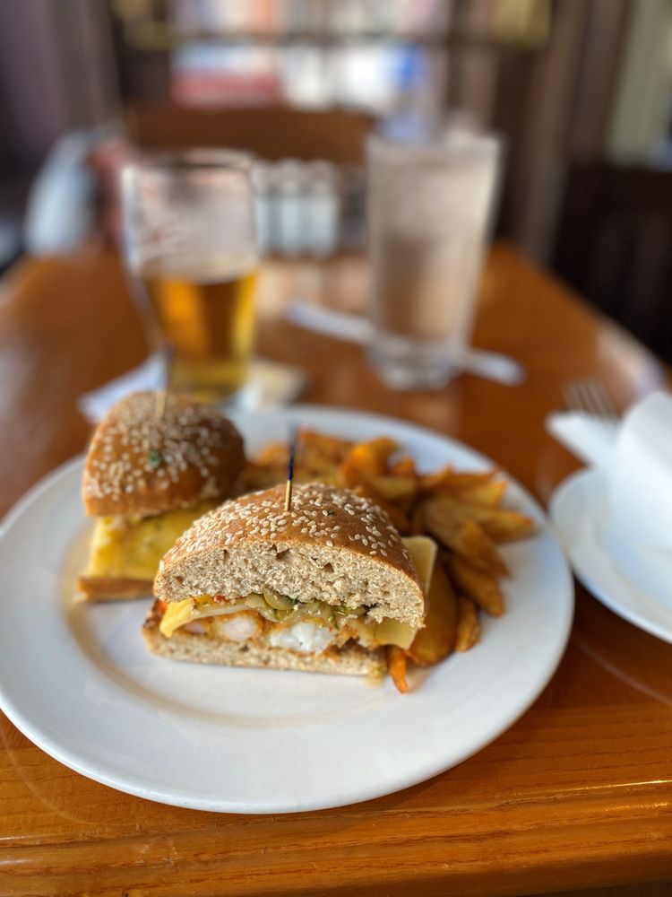 Finnegan's Bar & Grill