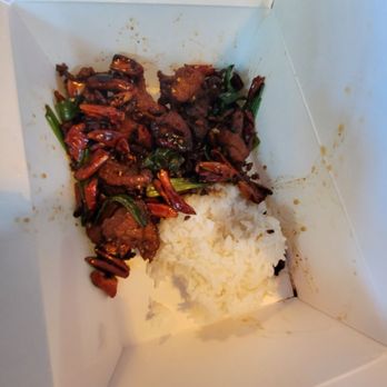 28 Tigers - Pepper bath chicken - Chinese Near Me - Portland, Oregon