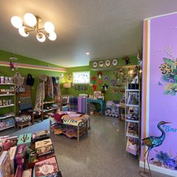HipNest - So much to explore, along with the beautiful glitter floor!